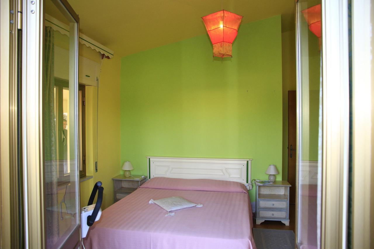 Addisora Appartamenti Cala Liberotto Exterior foto